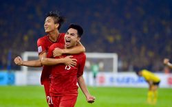 Việt Nam dẫn Malaysia 2-2 nhưng vẫn đánh rơi chiến thắng đầy tiếc nuối