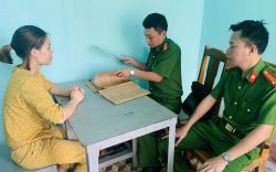 Bắt giữ 10 kiều nữ xứ Lạng bị bắt khi đang say sưa sát phạt