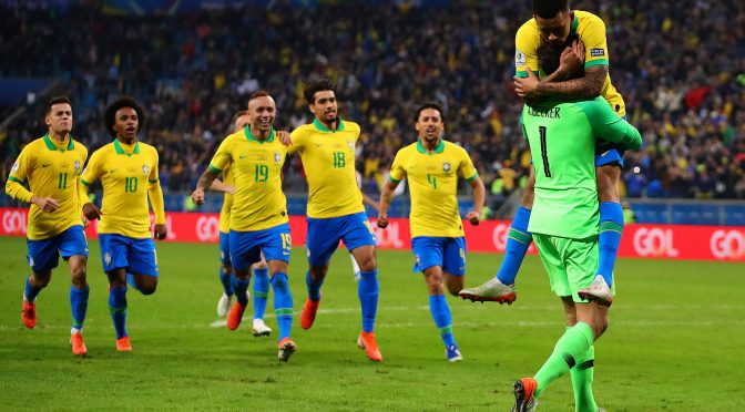 Chiến thắng 2-0 trước Argentina, Brazil có vé tiến vào chung kết Copa America