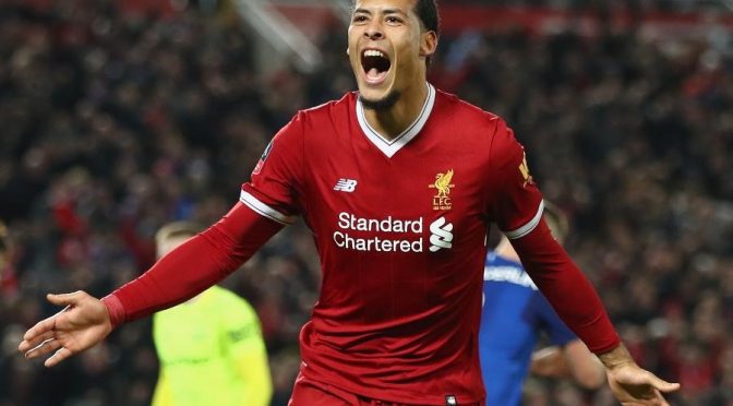 Van Dijk vượt mặt Messi và Ronaldo giành quả bóng vàng 2019