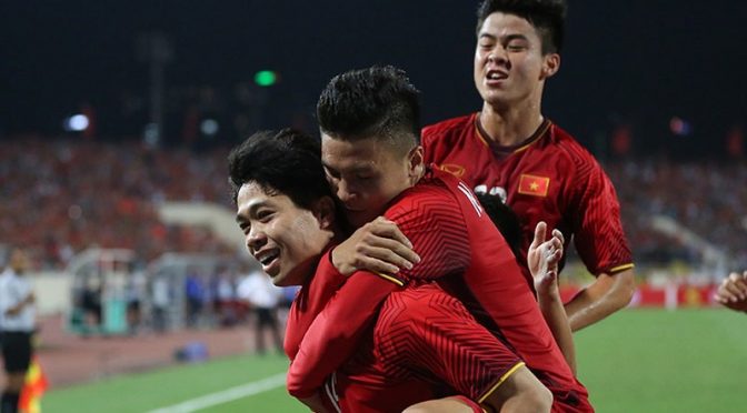 Việt Nam 1-0 Malaysia: Quang Hải toả sáng ghi bàn giúp Việt Nam chiến thắng