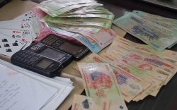 Bắt quả tang ổ đánh bạc, thu giữ gần 20 triệu đồng tại Hà Tĩnh
