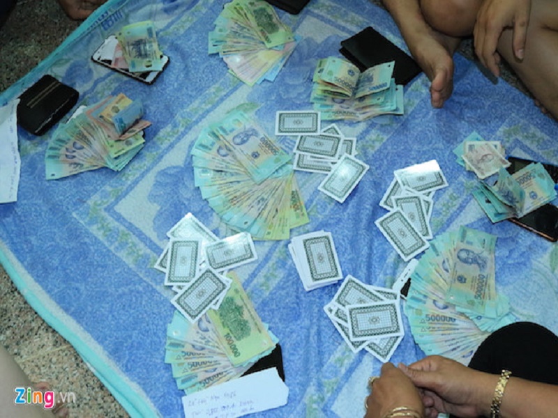 Đắk Lắk: Triệt phá ổ đánh bạc ở một khu đất nổi giữa sông Sêrêpốk