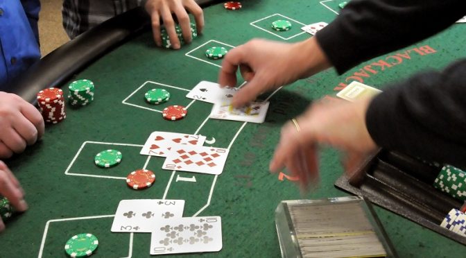 Hướng dẫn cách bắt đầu kiếm tiền từ trò chơi Poker