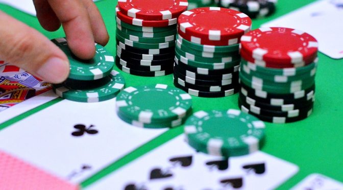 Tìm hiểu về định lý Clarkmeister trong trò chơi Poker