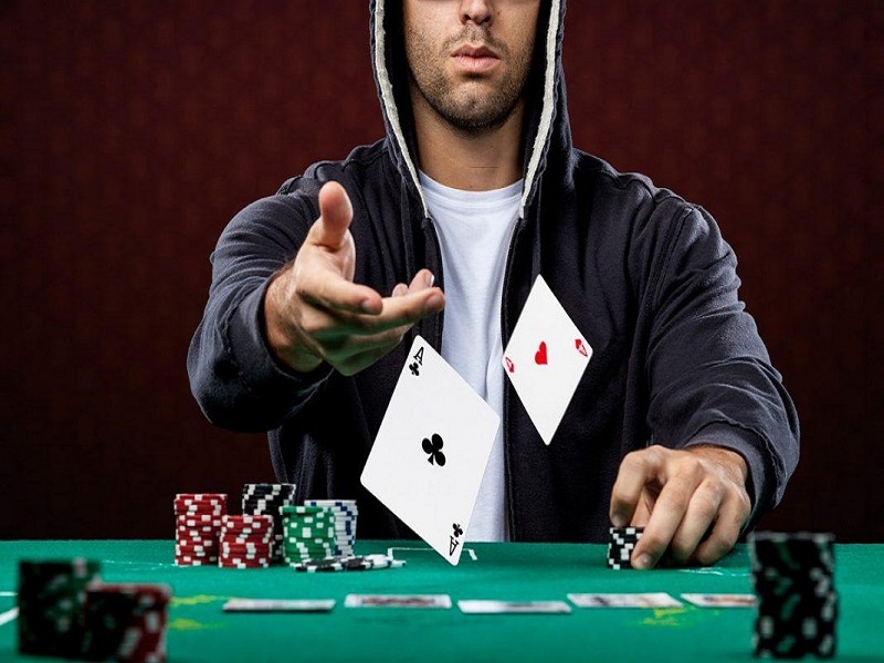 Tổng hợp các thuật ngữ cơ bản thường dùng trong Poker