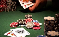 Vì sao cần phải chủ động trong Poker? Lợi thế của thế chủ động