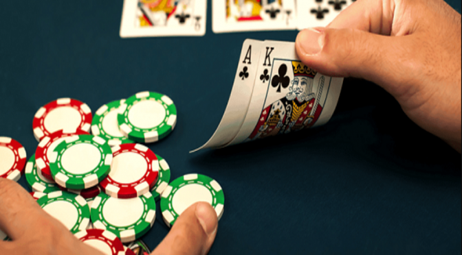 Hướng dẫn cách chơi Poker với việc sở hữu A-K trong tay