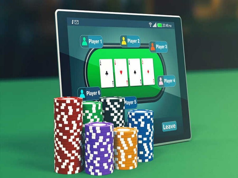 Cách chơi tournament freeroll trong Poker với từng giai đoạn