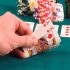 Chiến thuật khi chơi Poker ở bàn nhiều người chơi Loose và Tight