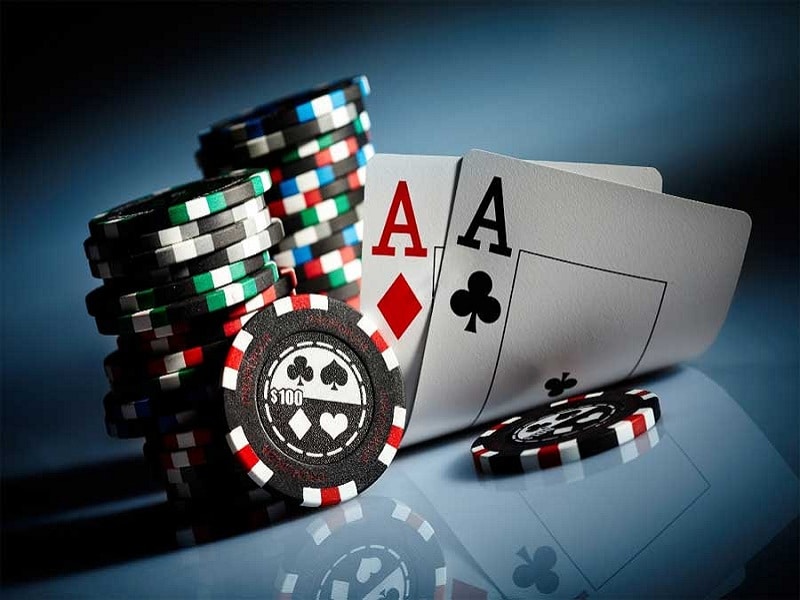 Phỉnh Poker là gì? Cách kiếm chip trong Poker cho người chơi mới